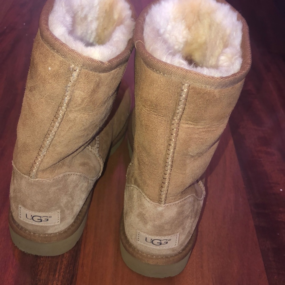 Chestnut uggs size 10 women’s